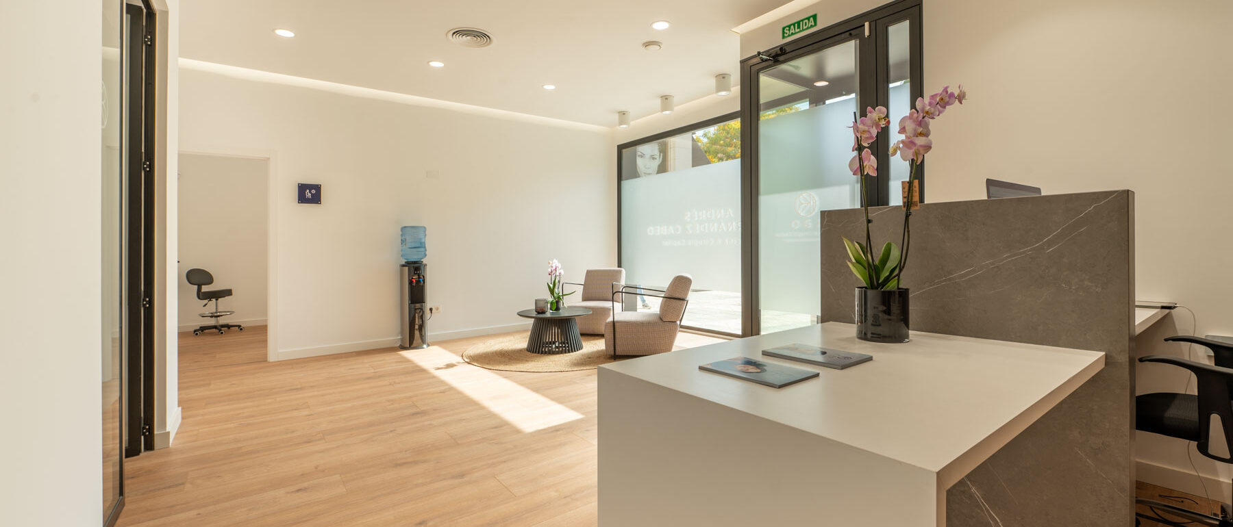 Clínica KBO Medicina y Cirugía Capilar en Almería Doctor Cabeo