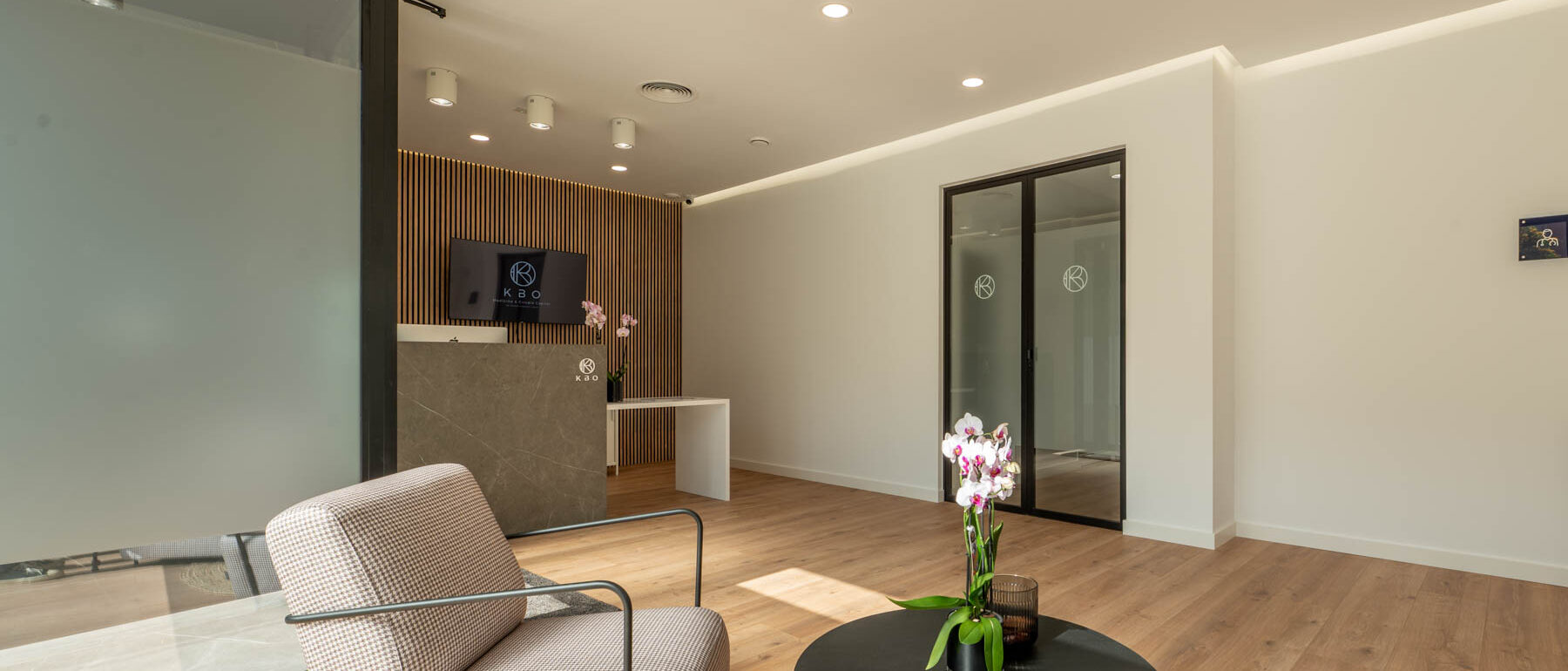 Clínica KBO Medicina y Cirugía Capilar en Almería Doctor Cabeo